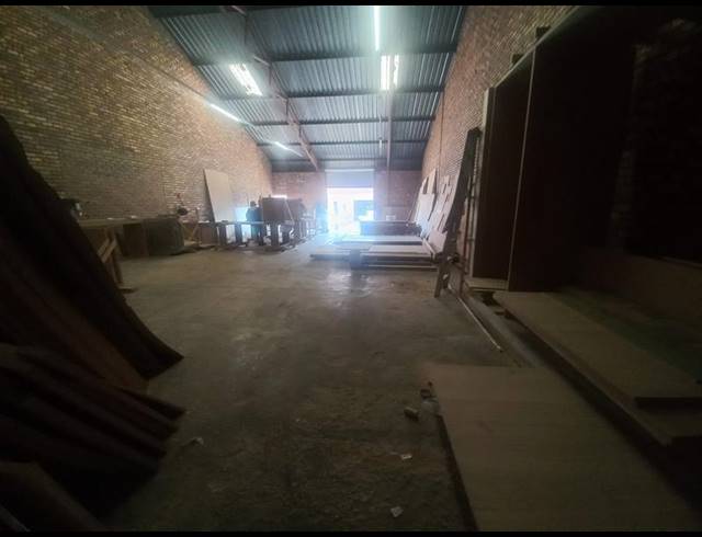 BUSINESS PROPERTY TO RENT IN SUNDERLAND RIDGE
